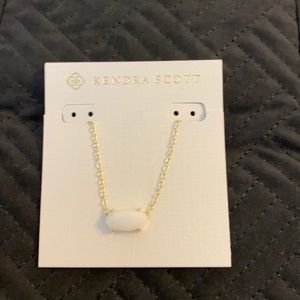 NWT Kendra Scott Ever Pendant Gold/White